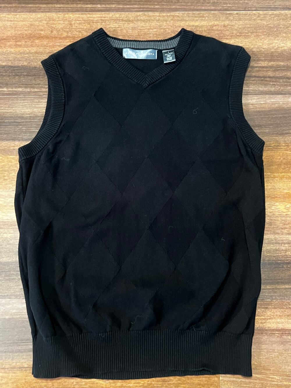 Oscar de la Renta Men's Black Diamond Pattern Sweater Vest, Size S